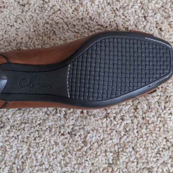 Cole Haan heels - Picture 6 of 10